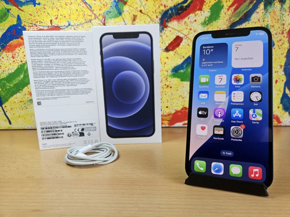 Apple iPhone 12