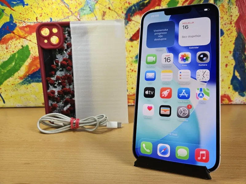 Apple iPhone 14 Plus, slika 1