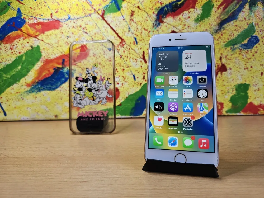 Apple iPhone 8