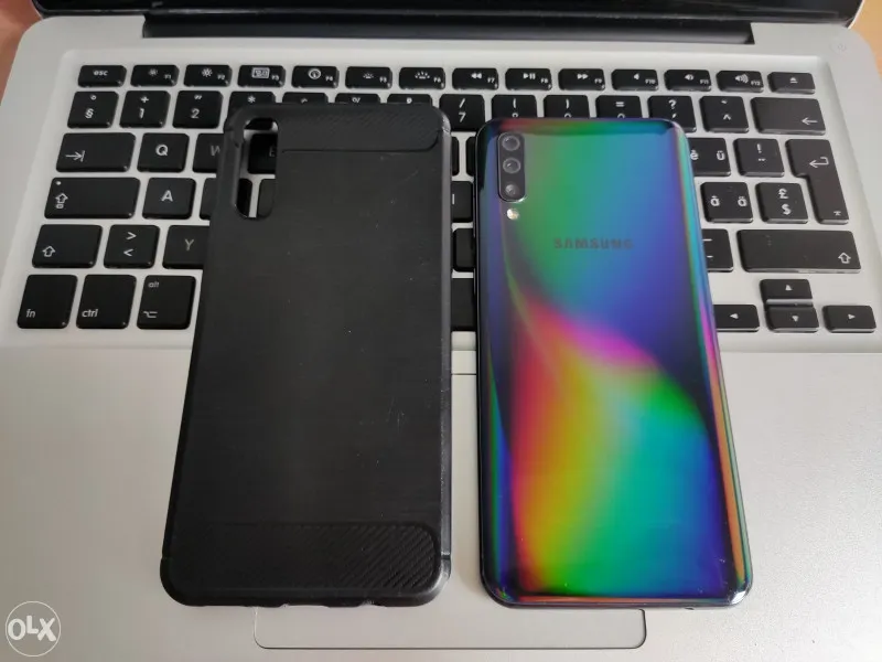 Samsung Galaxy A50, slika 1