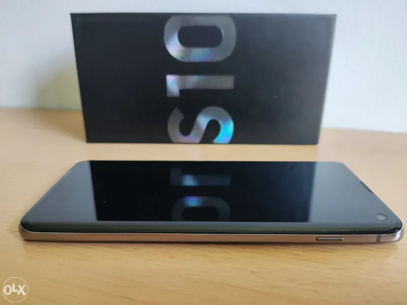 Samsung Galaxy S10, slika 1