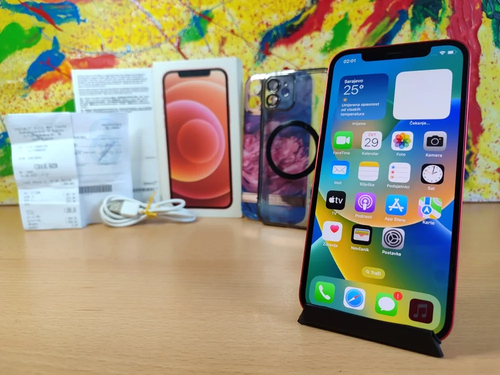 Apple iPhone 12