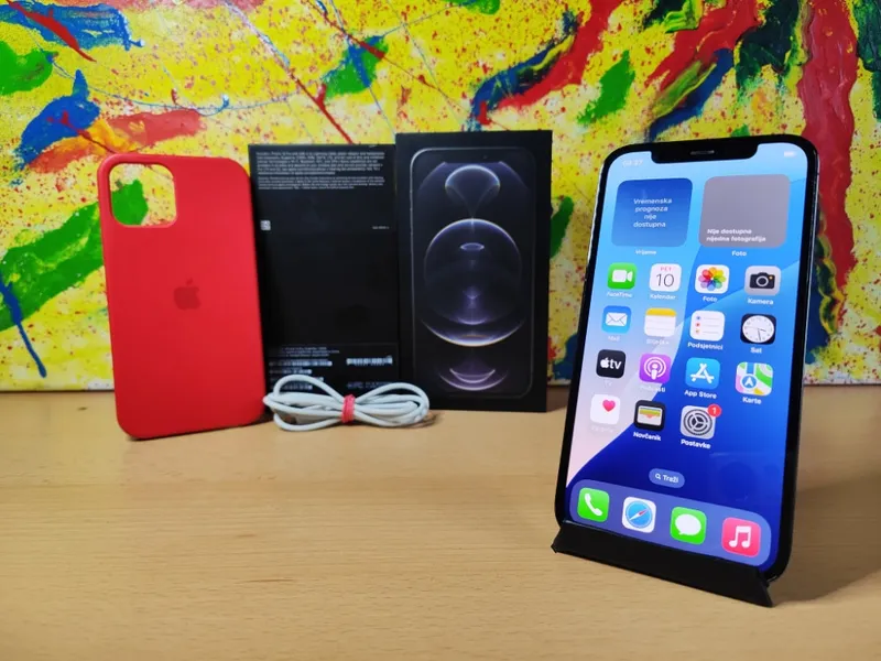 Apple iPhone 12 Pro, slika 1