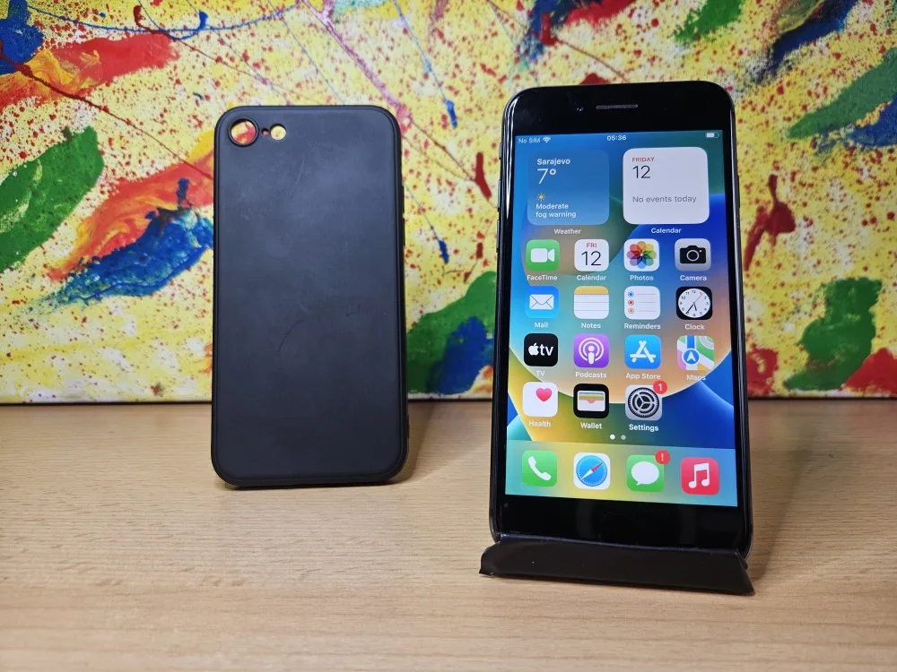 Apple iPhone 8