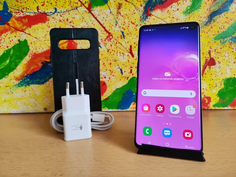 Samsung Galaxy S10, slika 1