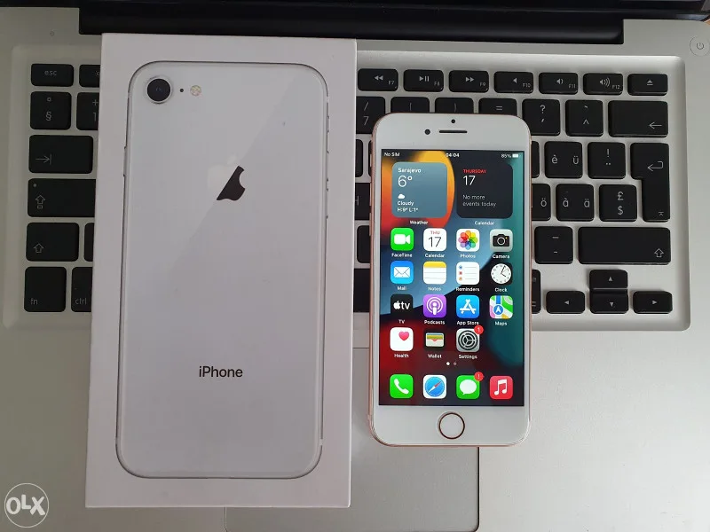 Apple iPhone 8