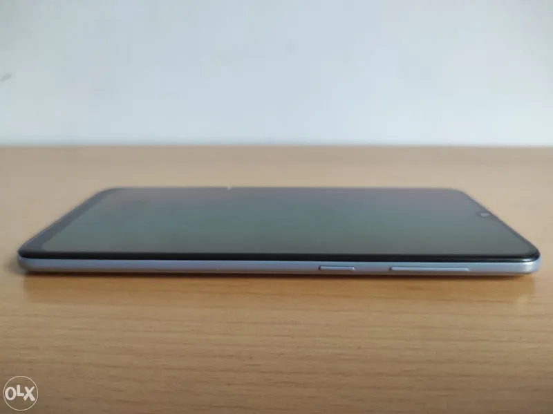 Samsung Galaxy A50, slika 1