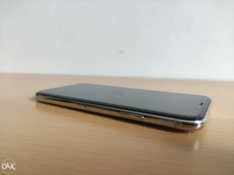 Apple iPhone XS, slika 1