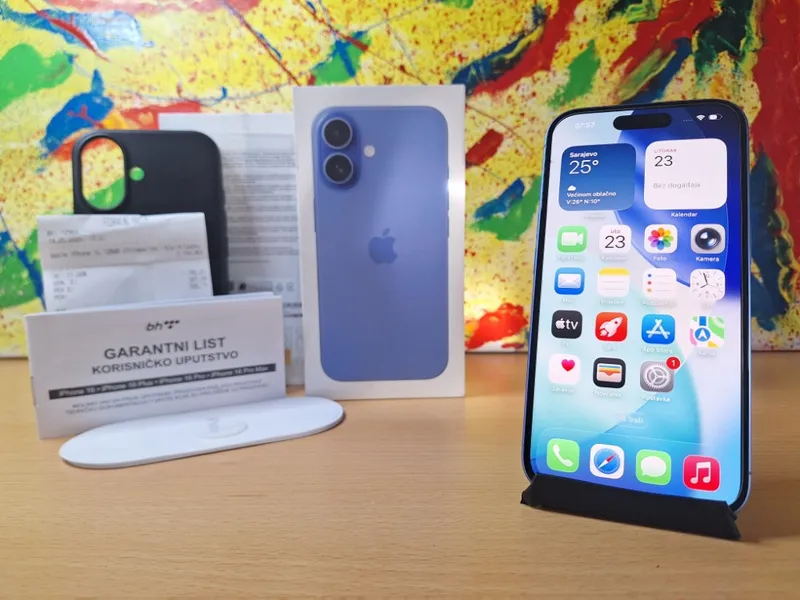 Apple iPhone 16, slika 1