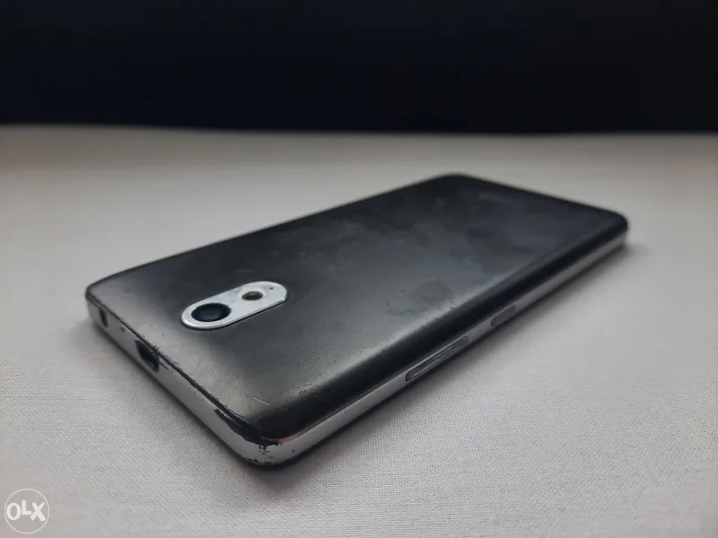 Lenovo Vibe P1m, slika 1