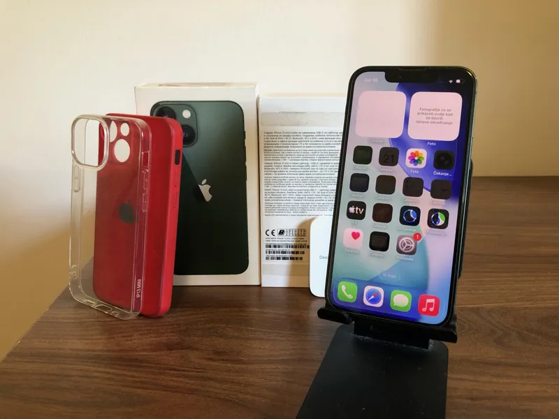 Apple iPhone 13 Mini