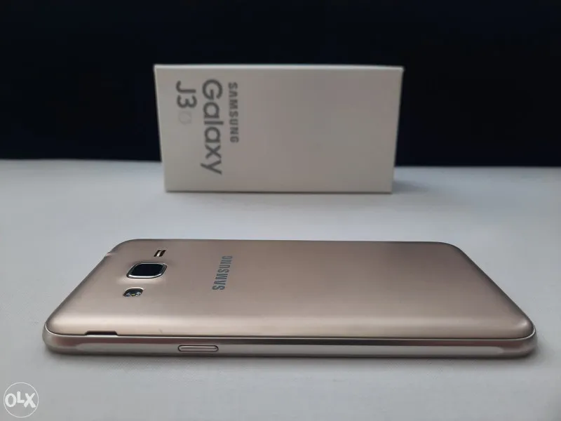 Samsung Galaxy J3, slika 1
