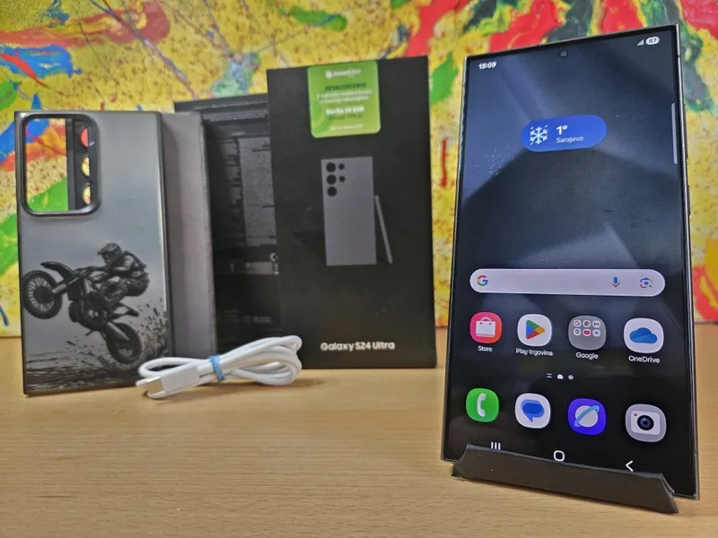 Samsung Galaxy S24 Ultra, slika 1