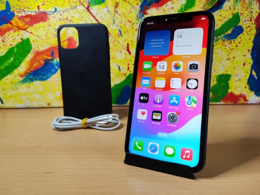 Apple iPhone 11