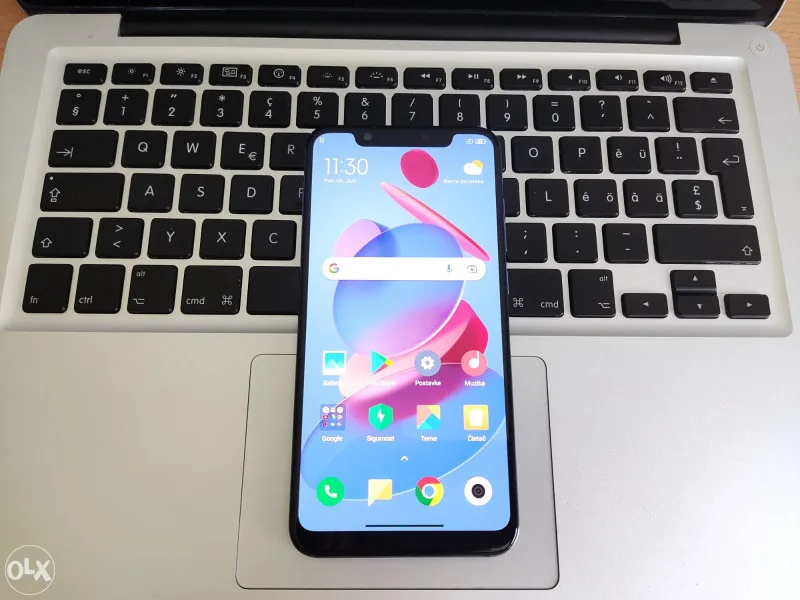 Xiaomi Mi 8