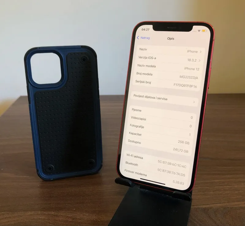 Apple iPhone 12