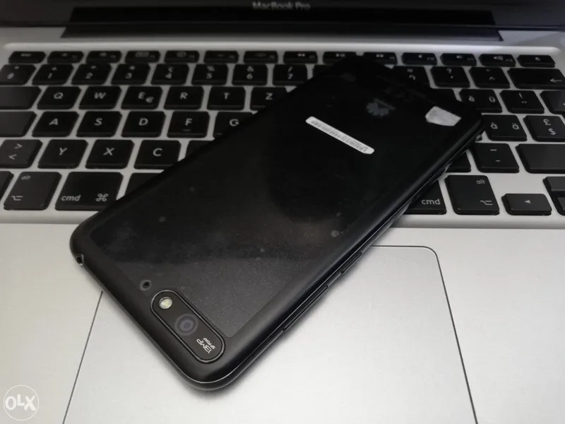Huawei Y6, slika 1