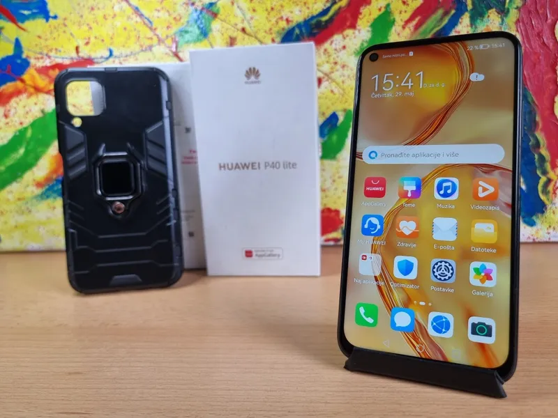Huawei P40 Lite, slika 1