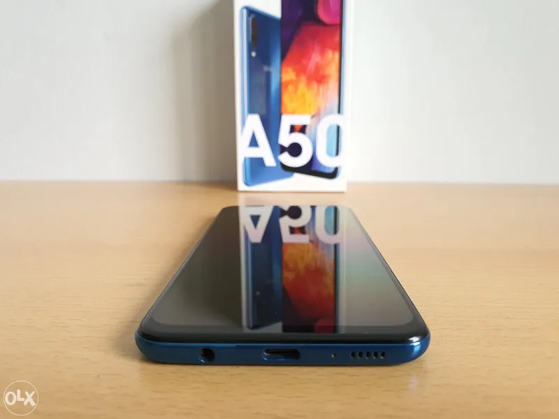 Samsung Galaxy A50, slika 1