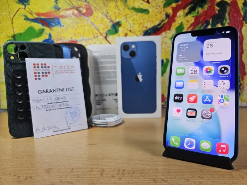 Apple iPhone 13, slika 1