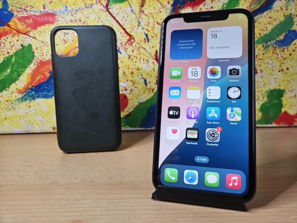 Apple iPhone 11