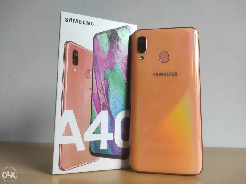 Samsung Galaxy A40, slika 1
