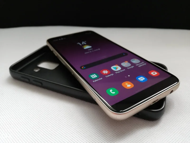 Samsung Galaxy J6