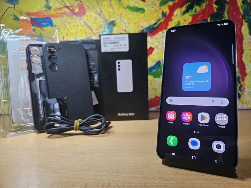 Samsung Galaxy S23+, slika 1