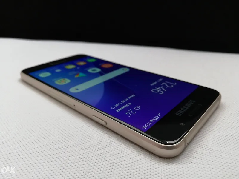 Samsung Galaxy A3 2016, slika 1