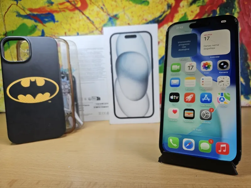 Apple iPhone 15, slika 1