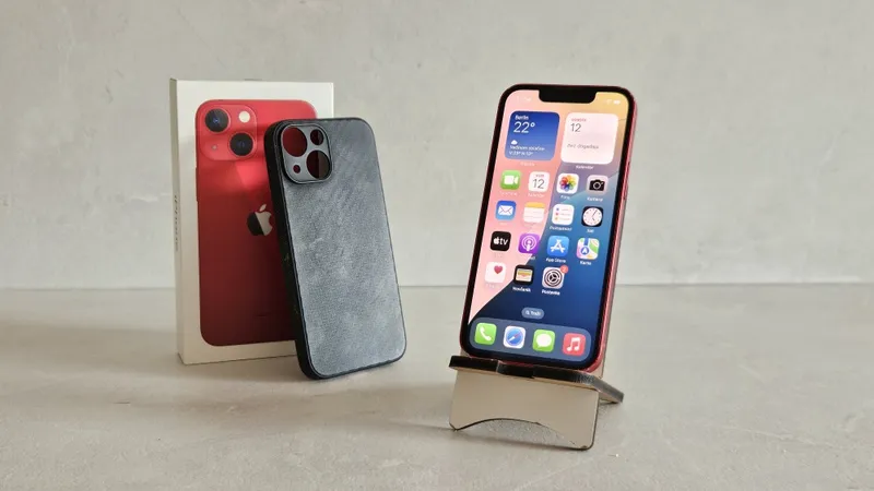 Apple iPhone 13 Mini, slika 1